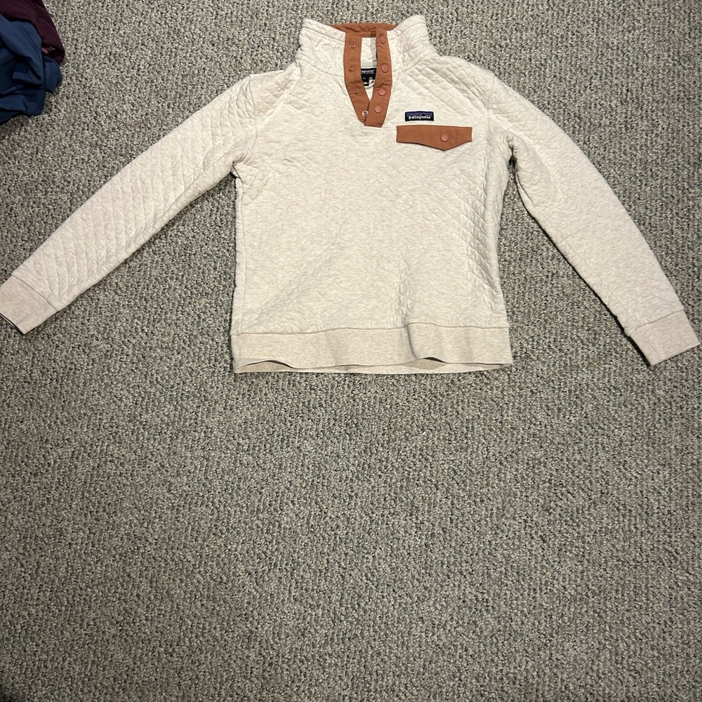 Patagonia pull over